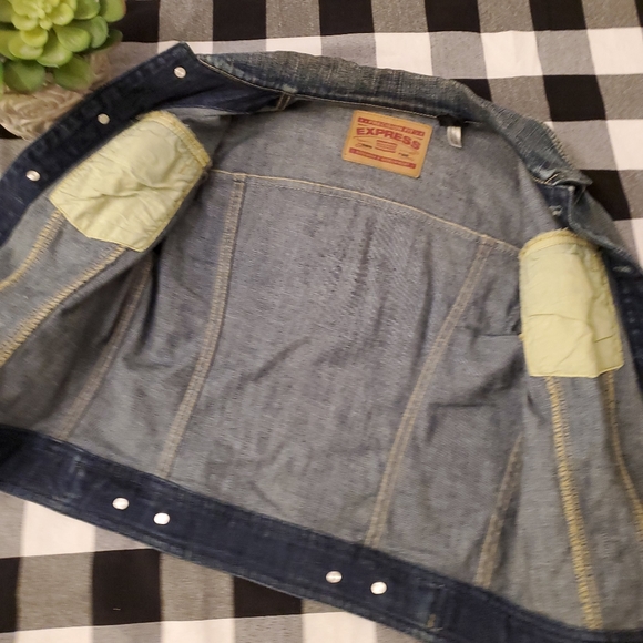 🎉HP🎉 EXPRESS Women's Small Denim Jean Jacket - Picture 3 of 5